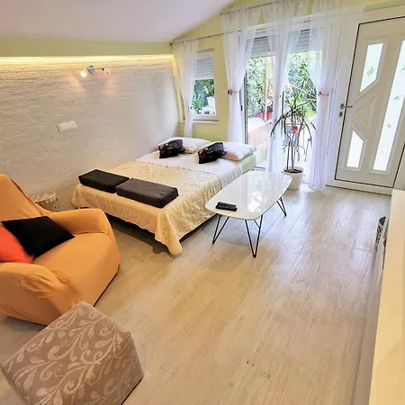 Apartamento Ida & Miljenko Kaštela