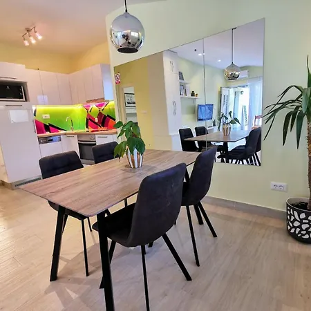 Apartamento Ida & Miljenko Kaštela